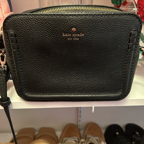 Kate spade crossbody - Picture 1 of 7